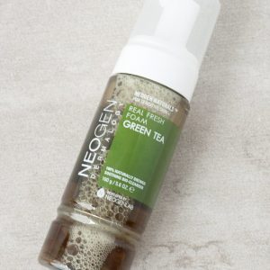 Green Tea Real Fresh Foam Cleanser